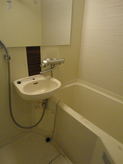 エイチ・ツーオー今川の物件内観写真