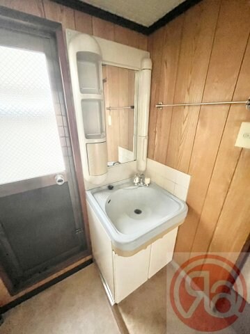 湯里1貸家の物件内観写真