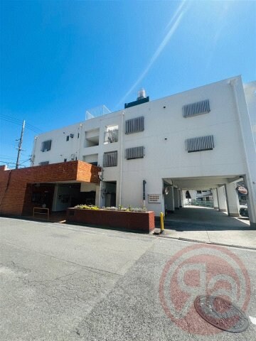 ドミール春光の物件外観写真