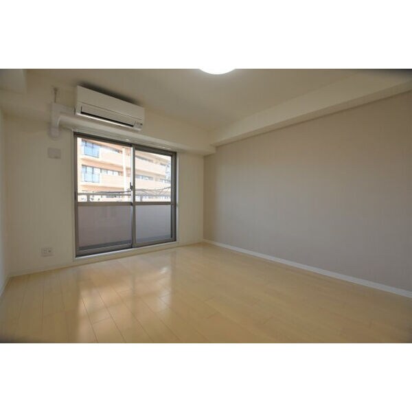 ルミエール杭全の物件内観写真