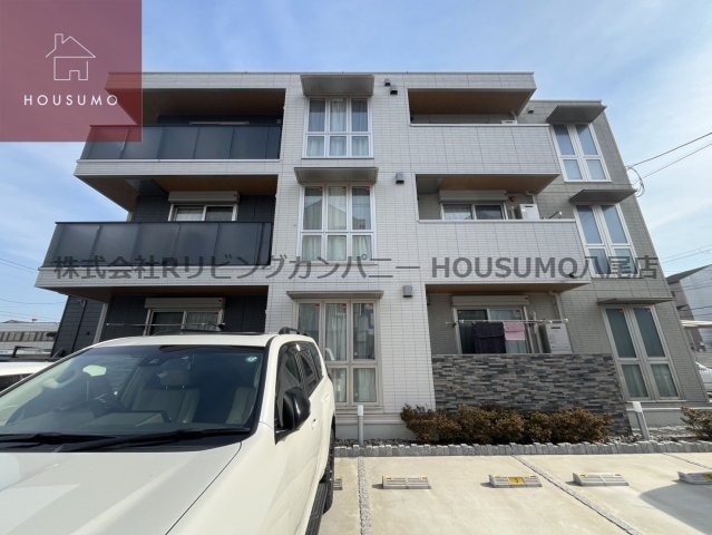 Celeste　B棟の物件外観写真