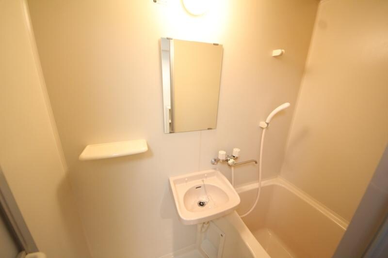 ロンモンターニュ小阪の物件内観写真