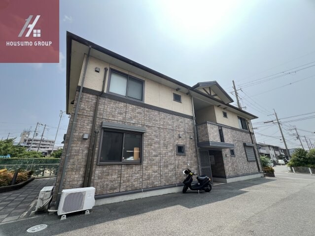 グランシャリオの物件外観写真