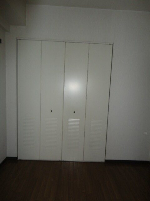 フォレスタ育和の物件内観写真