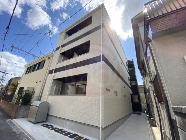 ノイヴェル長瀬の物件外観写真