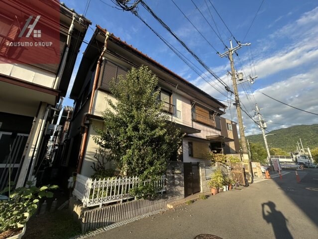 ロッヂt高安町北5丁目の物件外観写真