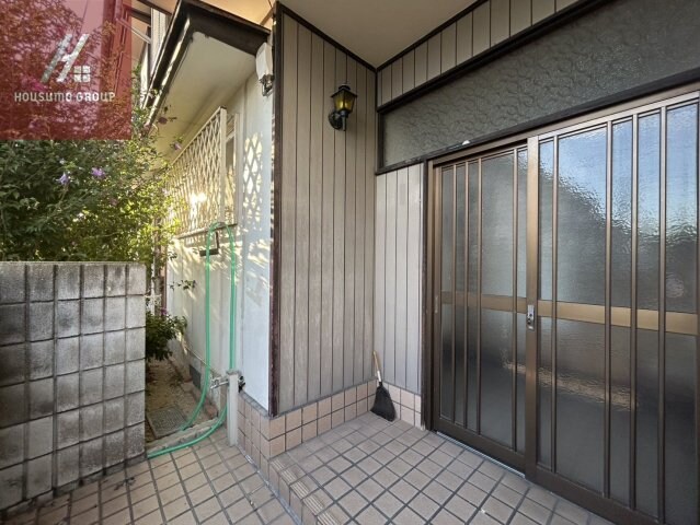 ロッヂt高安町北5丁目の物件外観写真