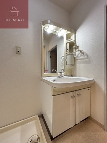 ニューエスポワールの物件内観写真