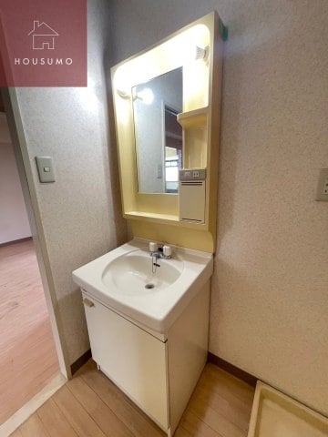 岩田マンションの物件内観写真