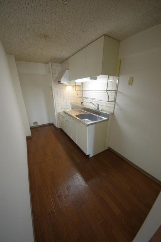 アバハイム西村の物件内観写真