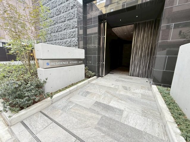 S-RESIDENCE小阪azureの物件外観写真