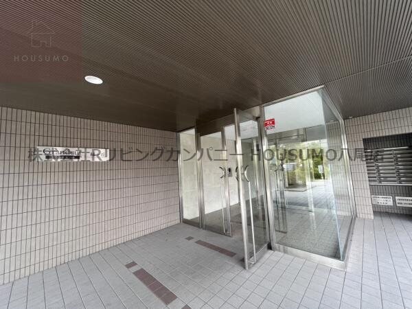 グランドゥール緑ヶ丘の物件外観写真