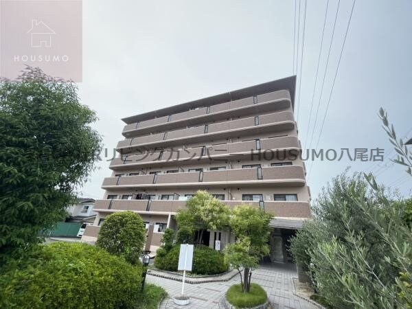 グランドゥール緑ヶ丘の物件外観写真