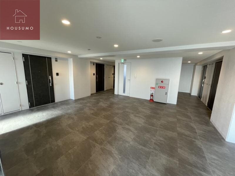 AELL OSAKA EASTの物件外観写真