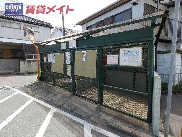 久居駅 徒歩10分 1階の物件外観写真