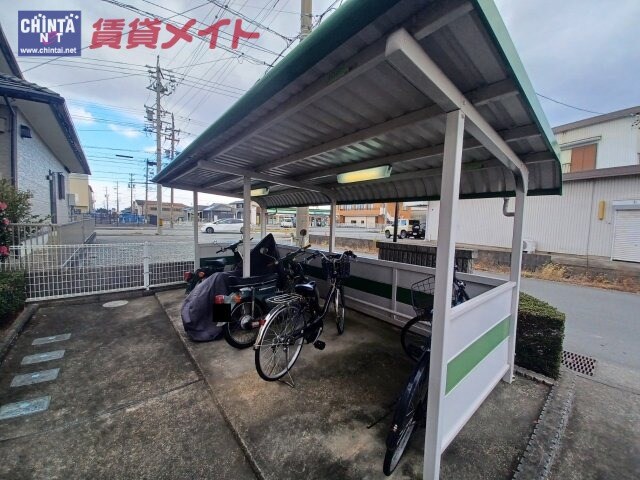 伊勢市駅 バス12分  新開下車：停歩4分 2階の物件外観写真