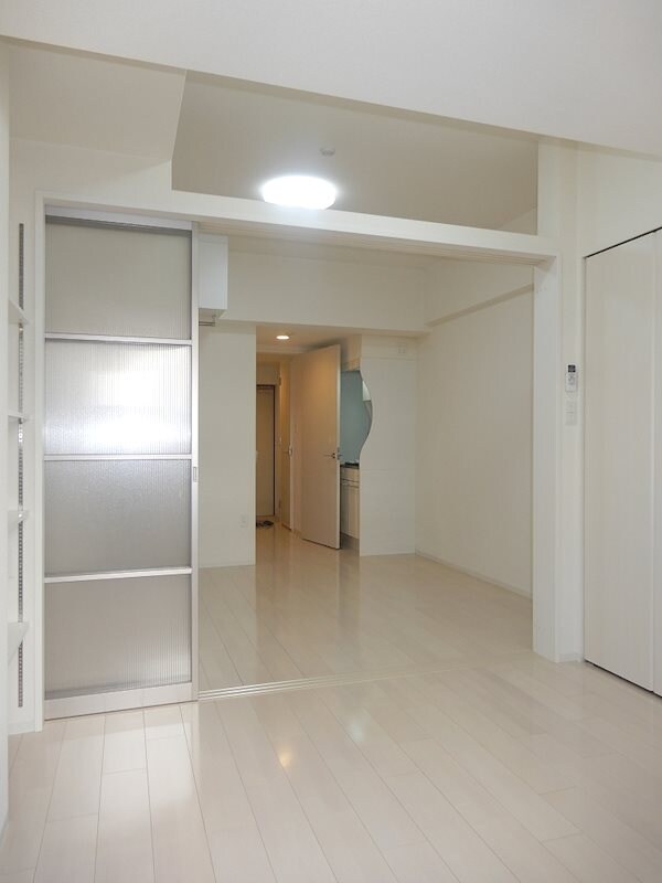 南森町駅 徒歩5分 8階の物件内観写真