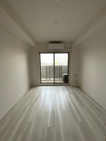 エスリード新大阪ザ・プレミアEASTの物件内観写真