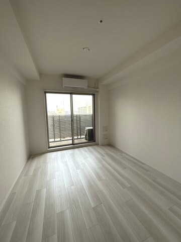 エスリード新大阪ザ・プレミアEASTの物件内観写真