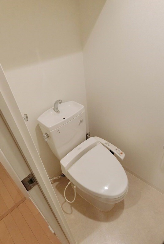 アパートメンツ江坂の物件内観写真