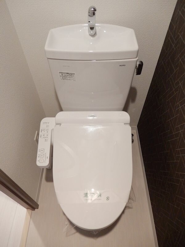 阿波座駅 徒歩10分 6階の物件内観写真