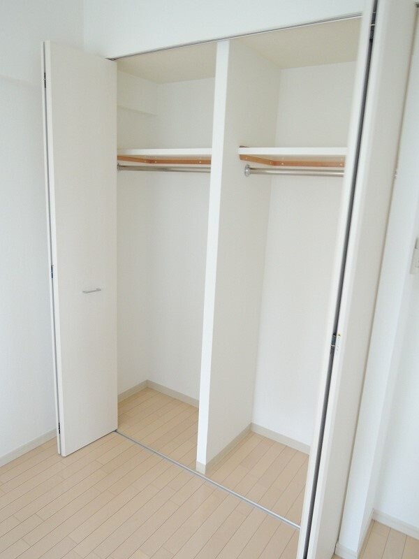 レジディア江戸堀の物件内観写真