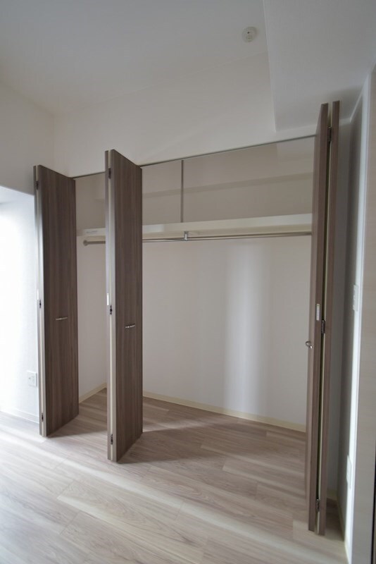 ファーストフィオーレ江坂公園の物件内観写真