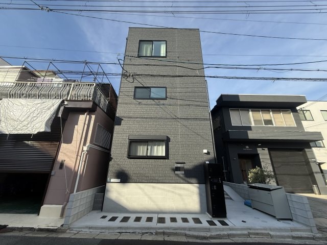 ハーモニーテラス江坂の物件外観写真