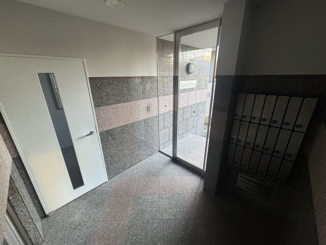 クローヴェーサウスタカハマの物件外観写真