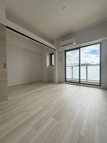 ファーストフィオーレ江坂ガーデンの物件内観写真