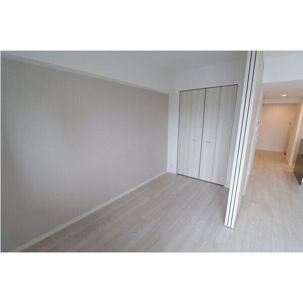 コンフォリア・リヴ新大阪WESTの物件内観写真