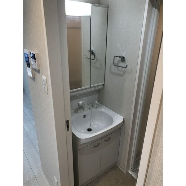 イルリッシュ西中島の物件内観写真