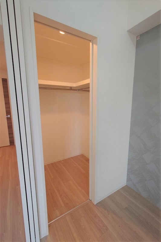 セレニテ中崎町リアンの物件内観写真