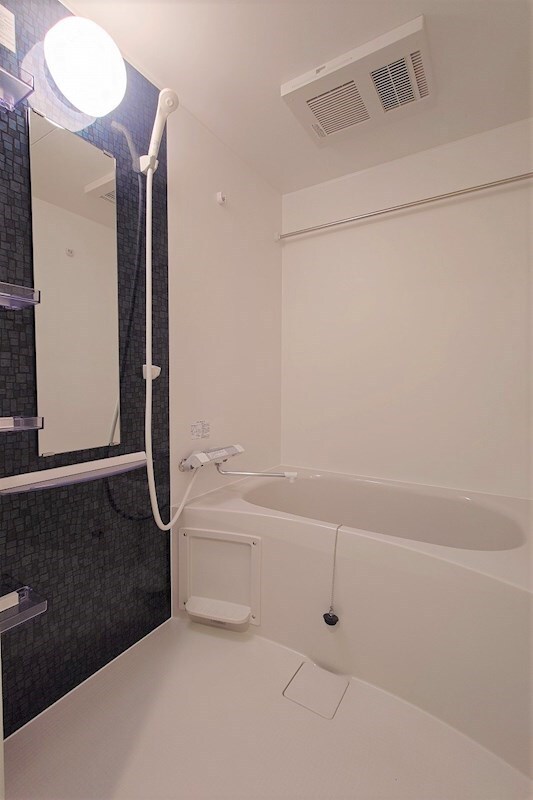 セレニテ中崎町リアンの物件内観写真