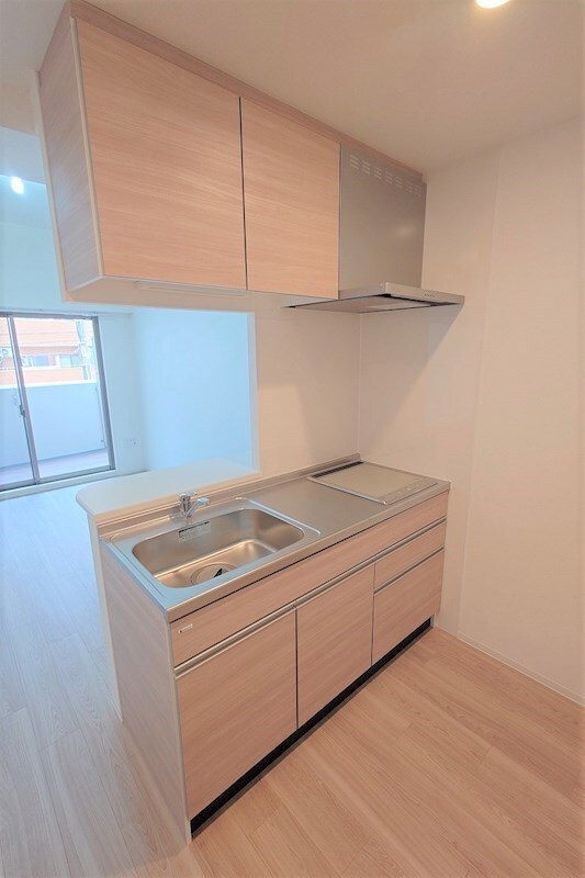 セレニテ中崎町リアンの物件内観写真