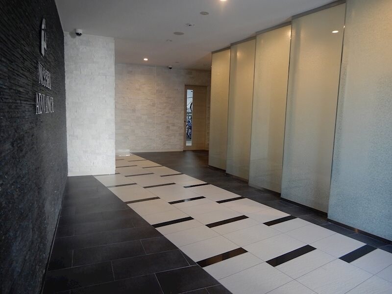 アドバンス西梅田ラシュレの物件外観写真