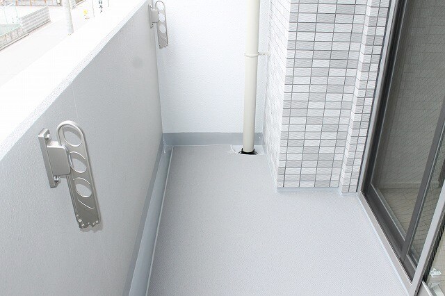 エストーネ江坂の物件内観写真