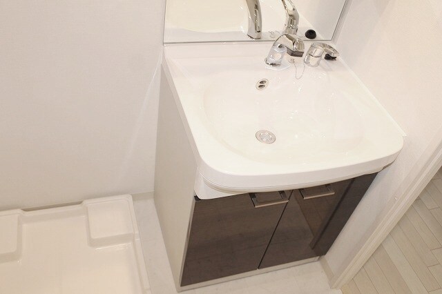 エストーネ江坂の物件内観写真