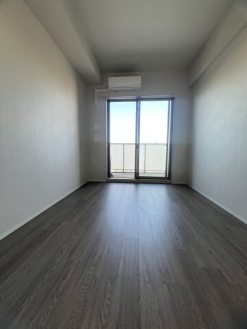 コンフォリア・リヴ新大阪Qの物件内観写真