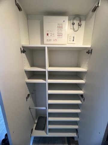 コンフォリア・リヴ新大阪Qの物件内観写真