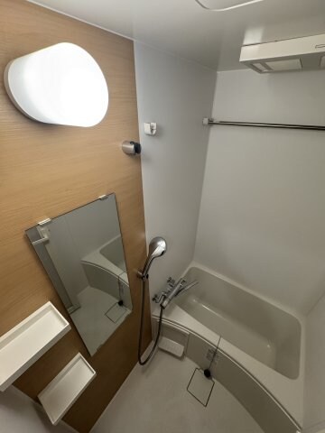 コンフォリア・リヴ新大阪Qの物件内観写真