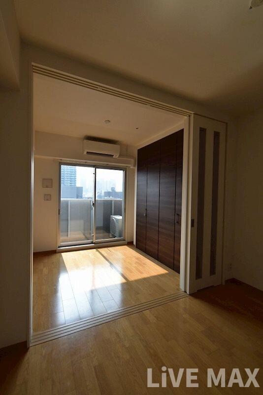 南森町駅 徒歩4分 8階の物件内観写真