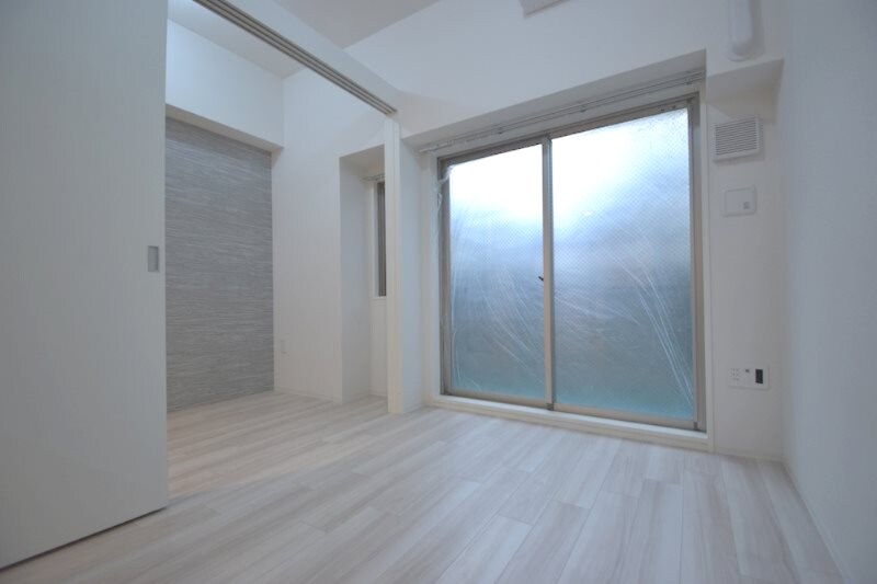 セレニテ江坂アリアの物件内観写真