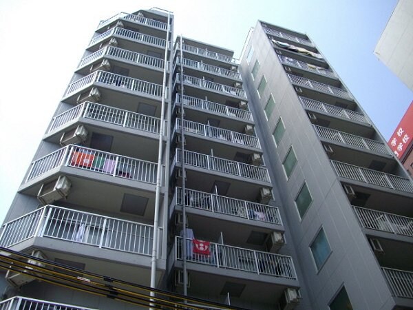 サンガ梅田の物件外観写真