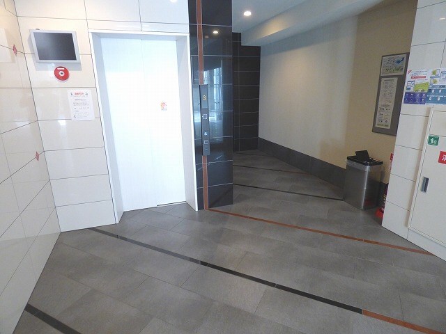 本町駅 徒歩5分 2階の物件外観写真