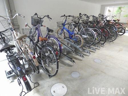 セレニテ上町台の物件内観写真