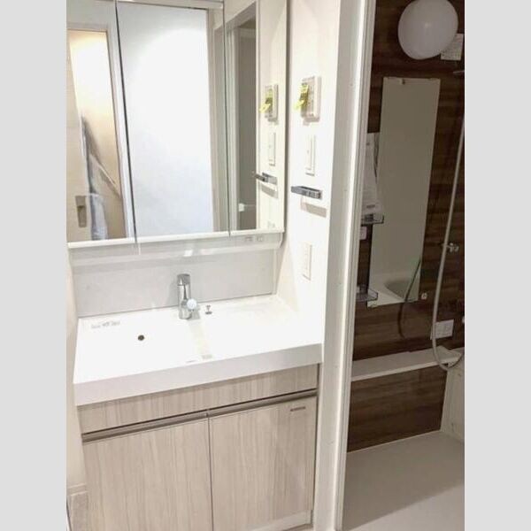 エメルミナ豊中岡町の物件内観写真