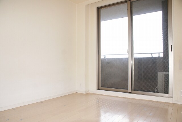 エスティメゾン京橋の物件内観写真