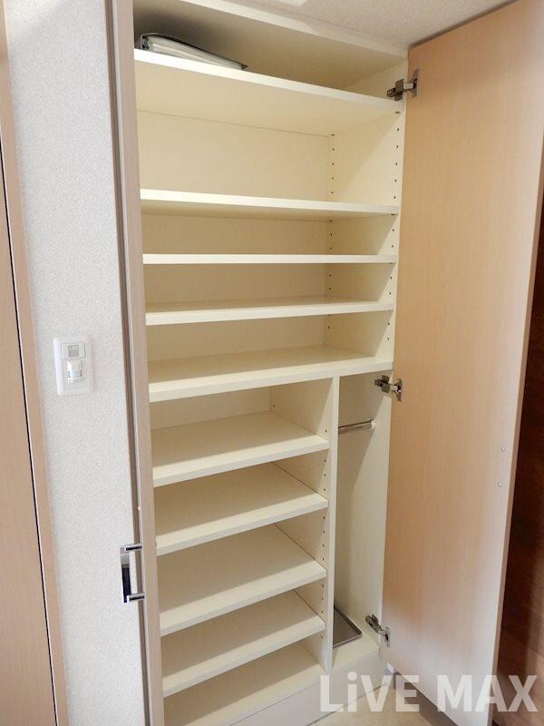 エステムコート梅田天神橋リバーフロントの物件内観写真