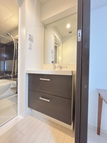 江坂アパートメントの物件内観写真